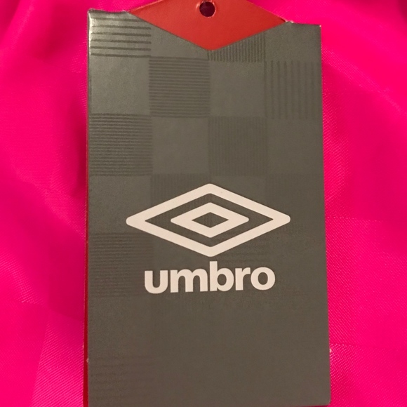 NEW Umbro Soccer Athletic Gym Shorts Pink Check - Picture 3 of 5